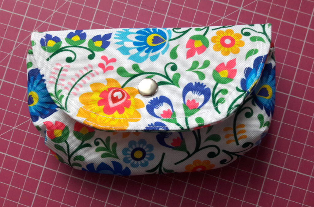 Jak uszyć etui na okulary? Tutorial 20190515 123912 1024x676 Jak uszyć etui na okulary? Tutorial