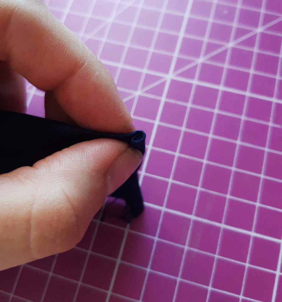 DIY Kwiatki z materiału 20190627 142209 1 957x1024 DIY Kwiatki z materiału