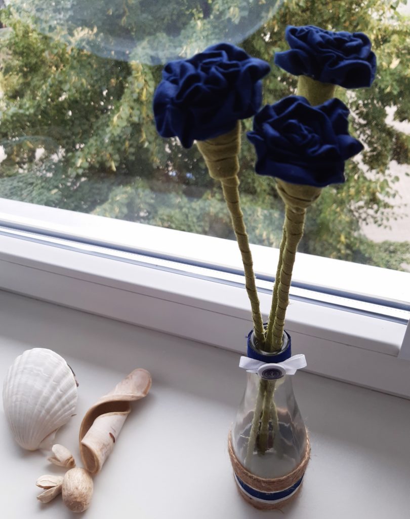DIY Kwiatki z materiału 20190709 154350 810x1024 DIY Kwiatki z materiału