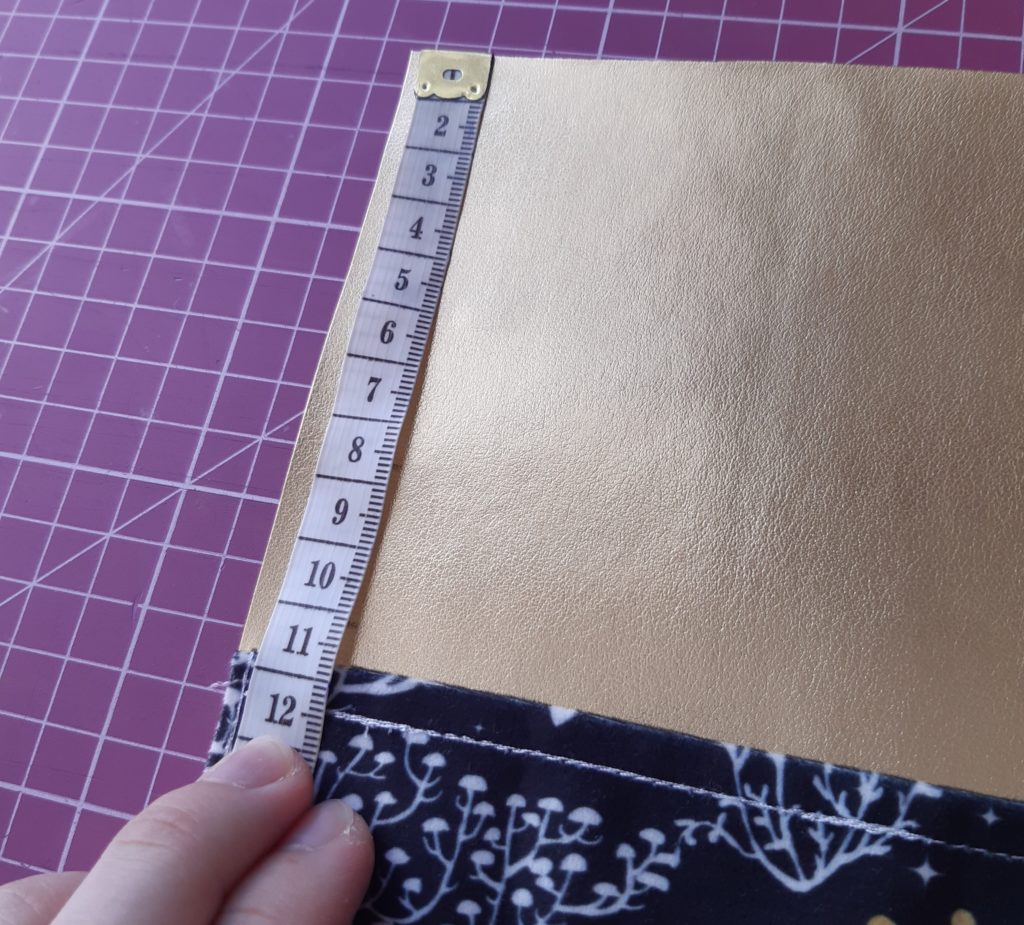 Jak uszyć etui na pędzle do makijażu tutorial 14 3447x3114 1024x925 Jak uszyć etui na pędzle do makijażu tutorial