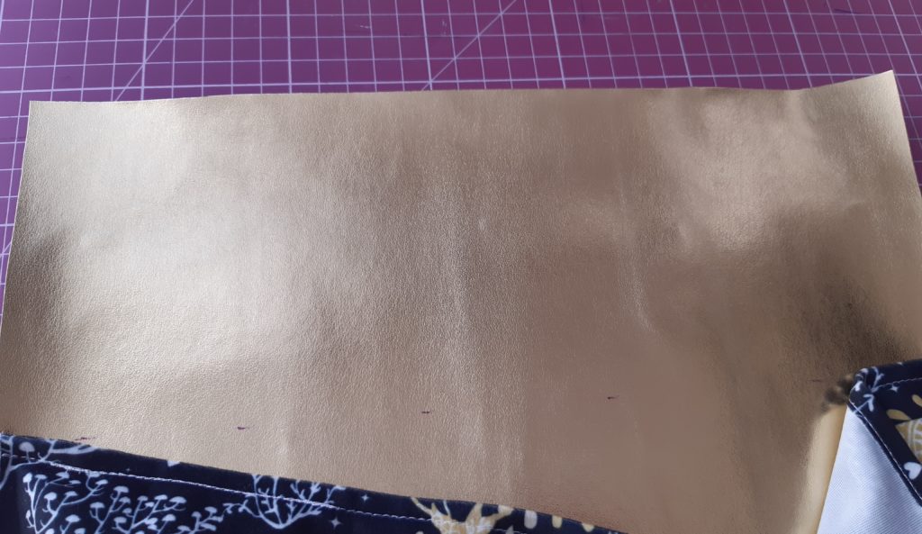 Jak uszyć etui na pędzle do makijażu tutorial 16 4608x2668 1024x593 Jak uszyć etui na pędzle do makijażu tutorial