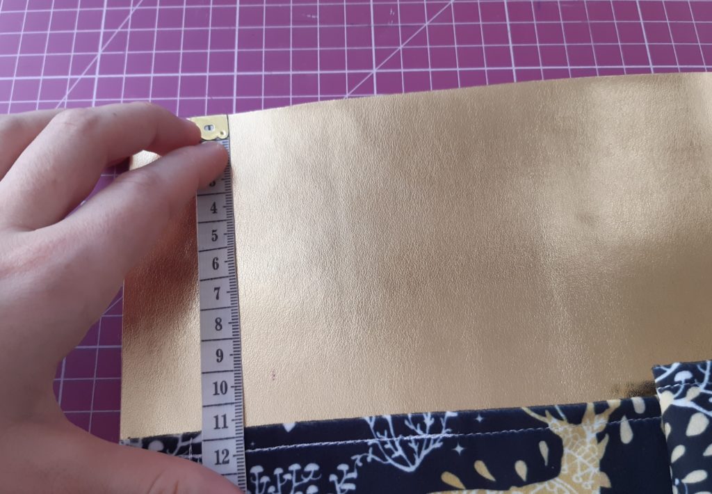 Jak uszyć etui na pędzle do makijażu tutorial 21 3780x2621 1024x710 Jak uszyć etui na pędzle do makijażu tutorial