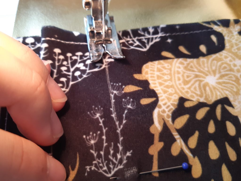 Jak uszyć etui na pędzle do makijażu tutorial 26 4235x3184 1024x770 Jak uszyć etui na pędzle do makijażu tutorial