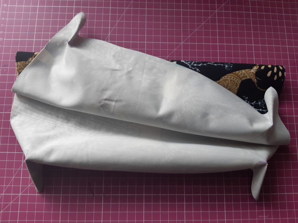 Jak uszyć etui na pędzle do makijażu tutorial 46 4608x3456 1024x768 Jak uszyć etui na pędzle do makijażu tutorial