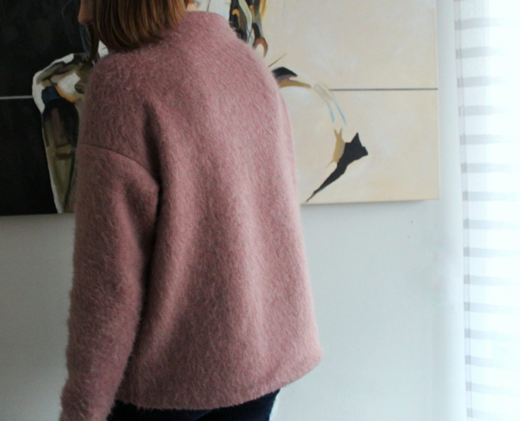 Z serii szycie krok po kroku wełniany sweter typu oversize IMG 5013 1024x829 Z serii szycie krok po kroku wełniany sweter typu oversize