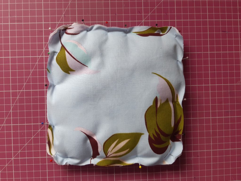 Łapka kuchenna i rękawica jak uszyć? Tutorial + wykrój do pobrania 46 4106x3083 1 1024x769 Łapka kuchenna i rękawica jak uszyć? Tutorial + wykrój do pobrania