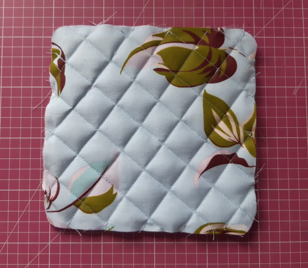 Łapka kuchenna i rękawica jak uszyć? Tutorial + wykrój do pobrania 52 3318x2886 1 1024x891 Łapka kuchenna i rękawica jak uszyć? Tutorial + wykrój do pobrania
