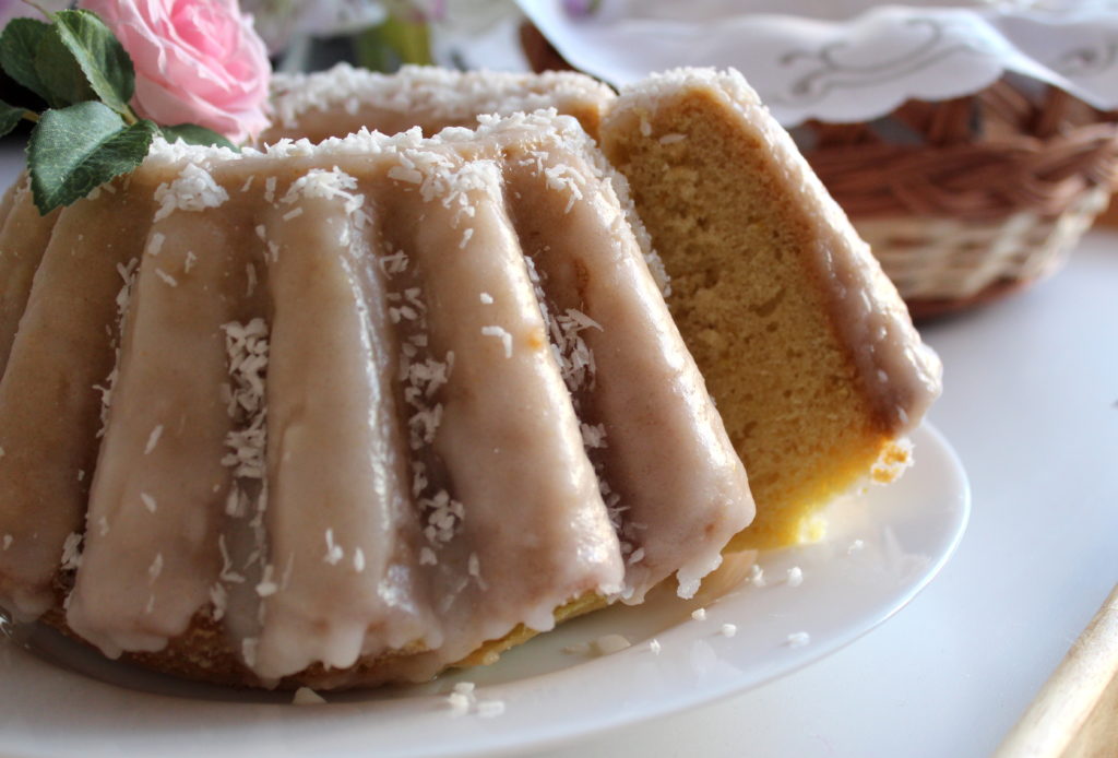 Babka cytrynowa bez mąki pszennej. Przepis i zestawienie kaloryczne IMG 6454 1024x694 Babka cytrynowa bez mąki pszennej. Przepis i zestawienie kaloryczne