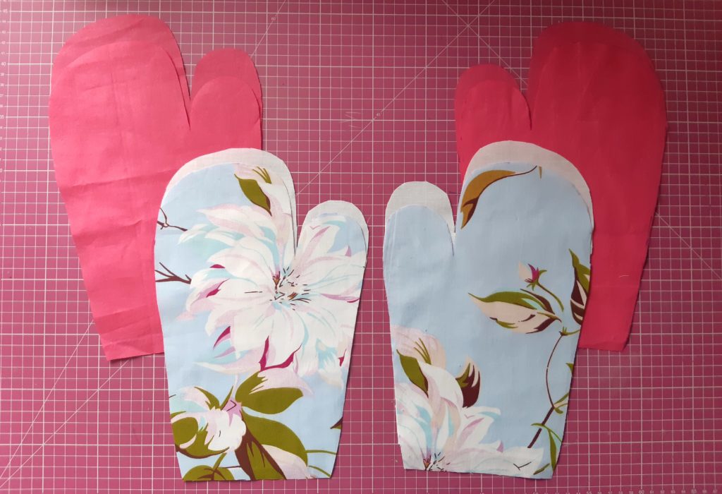 Łapka kuchenna i rękawica jak uszyć? Tutorial + wykrój do pobrania 3 4540x3103 2 1024x700 Łapka kuchenna i rękawica jak uszyć? Tutorial + wykrój do pobrania