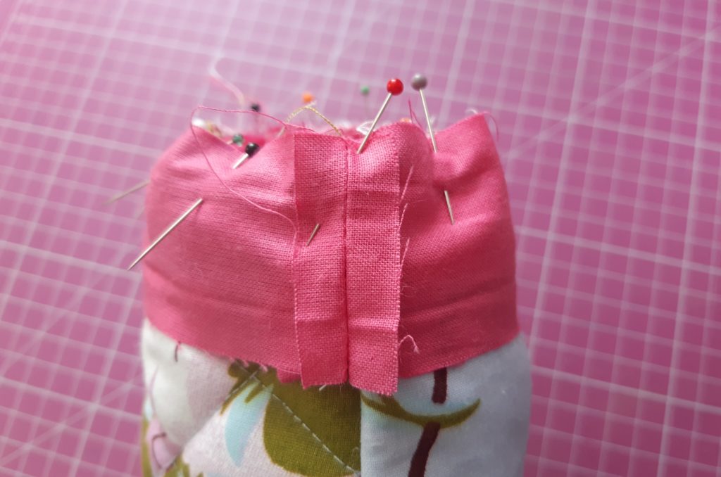 Łapka kuchenna i rękawica jak uszyć? Tutorial + wykrój do pobrania 43 4269x2825 1 1024x678 Łapka kuchenna i rękawica jak uszyć? Tutorial + wykrój do pobrania