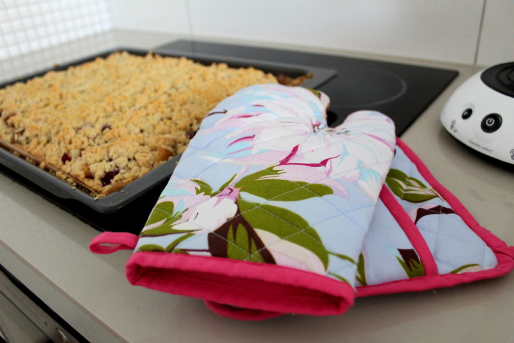 Łapka kuchenna i rękawica jak uszyć? Tutorial + wykrój do pobrania IMG 7327 1024x683 Łapka kuchenna i rękawica jak uszyć? Tutorial + wykrój do pobrania