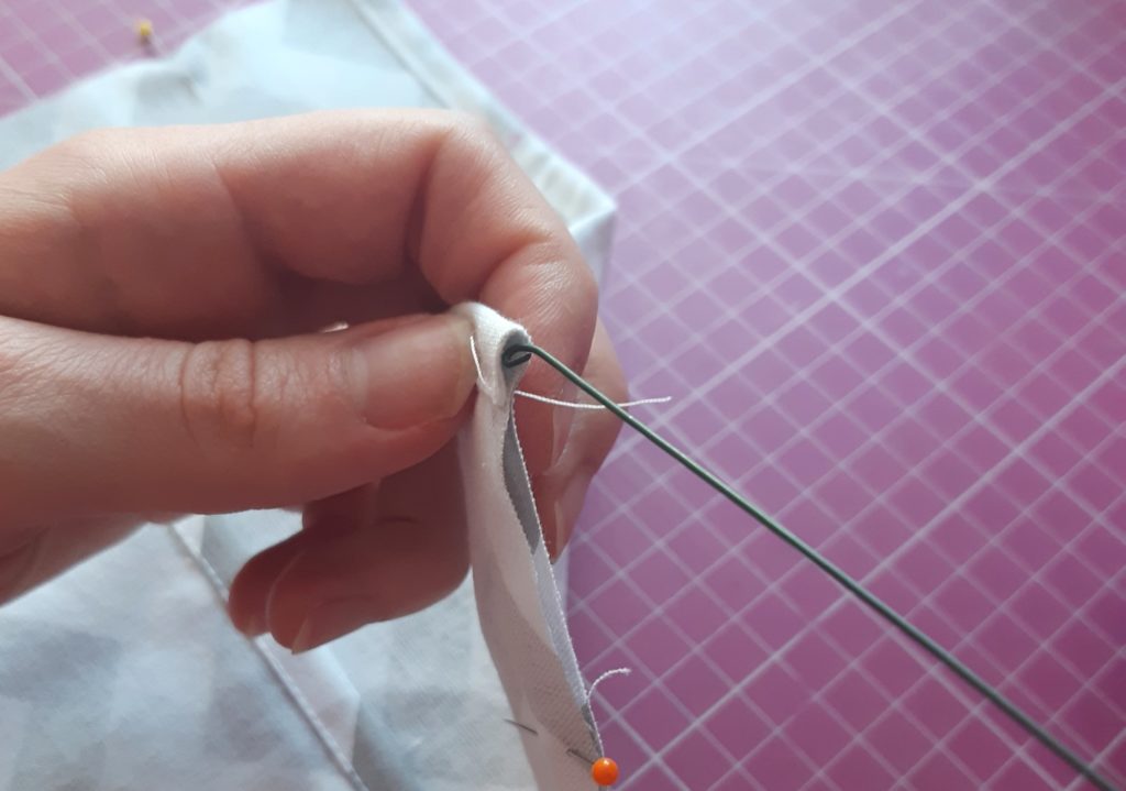 Maseczka bawełniana z kieszonką i troczkami jak uszyć? TUTORIAL 39 3157x2218 1 1024x719 Maseczka bawełniana z kieszonką i troczkami jak uszyć? TUTORIAL