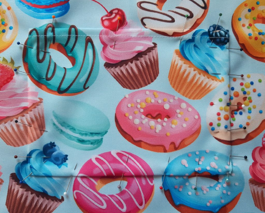 Fartuch kuchenny z falbanką jak uszyć? Tutorial + wykrój do pobrania 12 3873x3117 1 1024x824 Fartuch kuchenny z falbanką jak uszyć? Tutorial + wykrój do pobrania