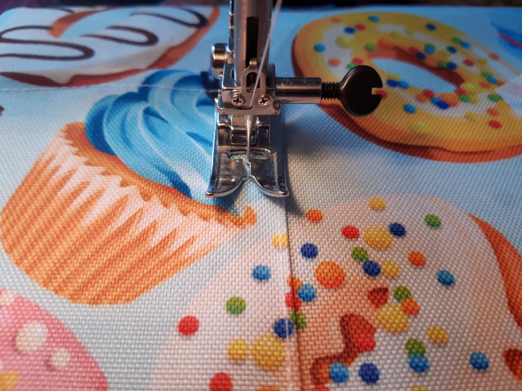 Fartuch kuchenny z falbanką jak uszyć? Tutorial + wykrój do pobrania 15 4608x3456 1 1024x768 Fartuch kuchenny z falbanką jak uszyć? Tutorial + wykrój do pobrania