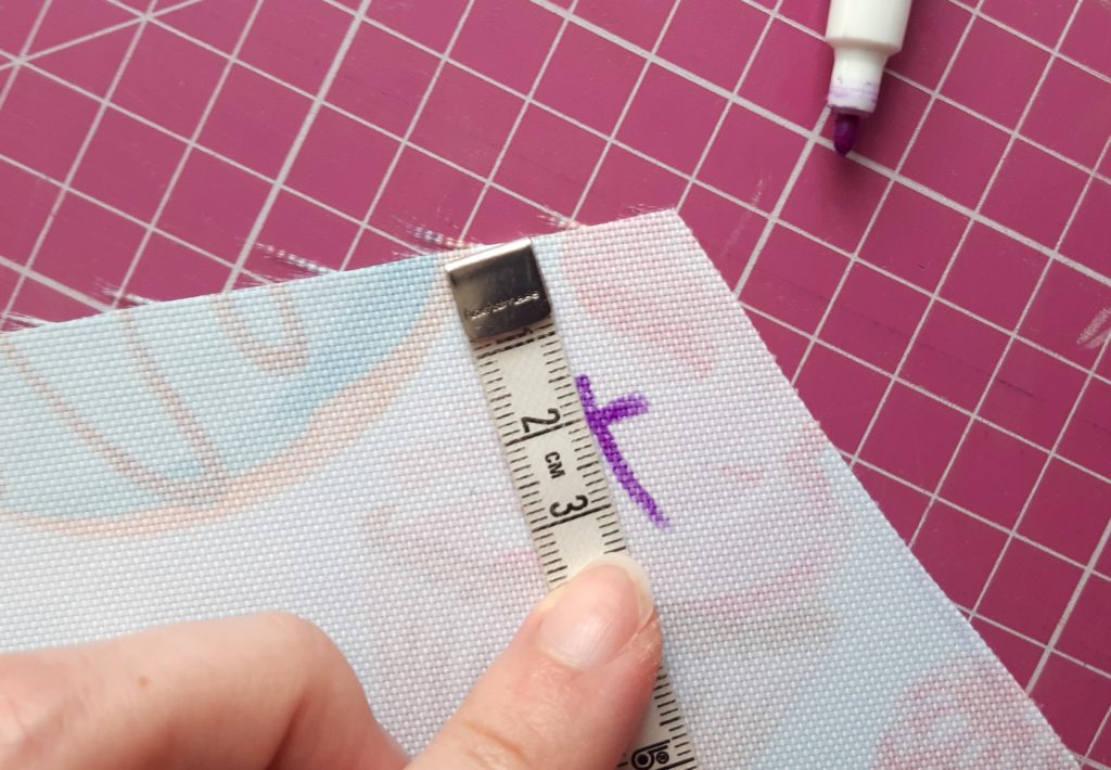 Fartuch kuchenny z falbanką jak uszyć? Tutorial + wykrój do pobrania 53 3535x2451 1 1024x710 Fartuch kuchenny z falbanką jak uszyć? Tutorial + wykrój do pobrania