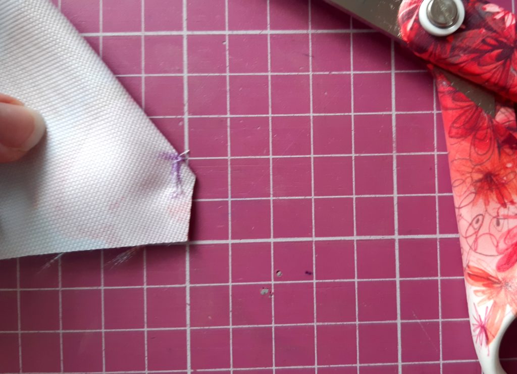 Fartuch kuchenny z falbanką jak uszyć? Tutorial + wykrój do pobrania 59 3584x2594 1 1024x741 Fartuch kuchenny z falbanką jak uszyć? Tutorial + wykrój do pobrania
