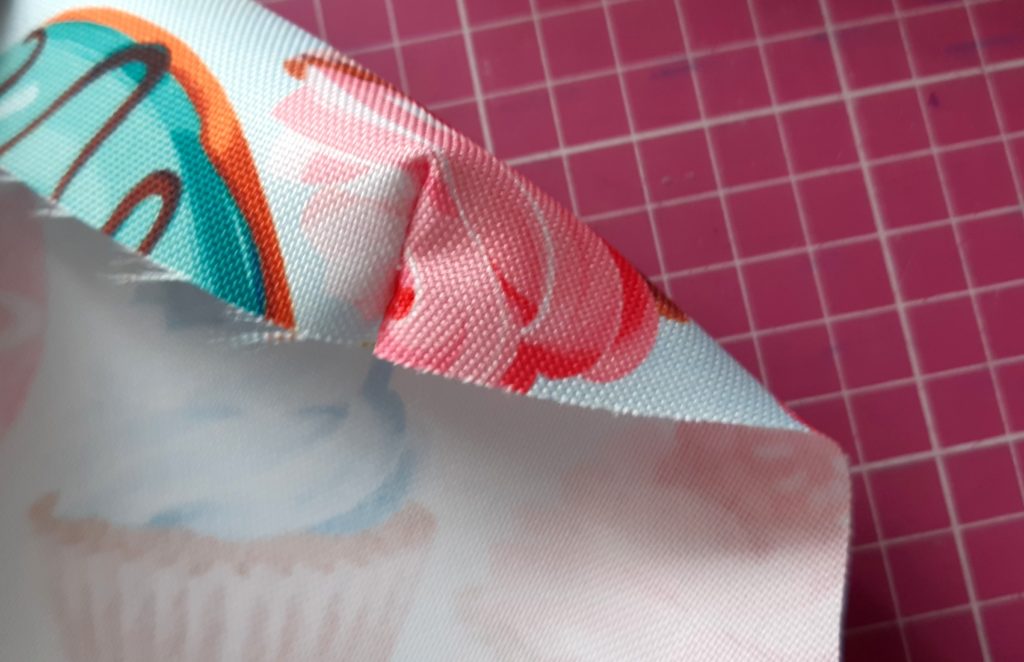 Fartuch kuchenny z falbanką jak uszyć? Tutorial + wykrój do pobrania 60 3298x2132 1 1024x662 Fartuch kuchenny z falbanką jak uszyć? Tutorial + wykrój do pobrania