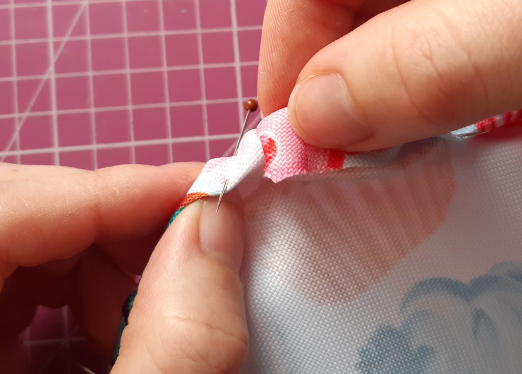 Fartuch kuchenny z falbanką jak uszyć? Tutorial + wykrój do pobrania 71 3067x2200 1 1024x735 Fartuch kuchenny z falbanką jak uszyć? Tutorial + wykrój do pobrania