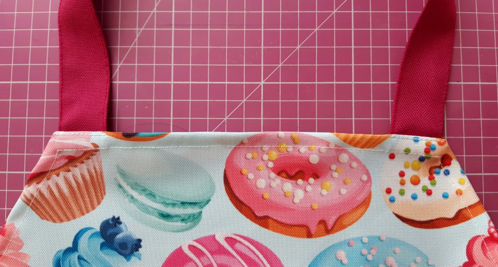 Fartuch kuchenny z falbanką jak uszyć? Tutorial + wykrój do pobrania 87 4554x2445 1 1024x550 Fartuch kuchenny z falbanką jak uszyć? Tutorial + wykrój do pobrania