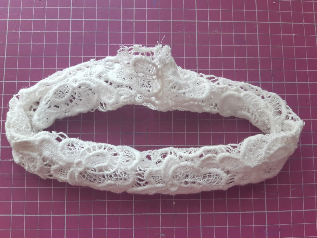 Jak uszyć gumkę frotkę / scrunchie? Prosty tutorial. 20200912 150920 1024x768 Jak uszyć gumkę frotkę / scrunchie? Prosty tutorial.