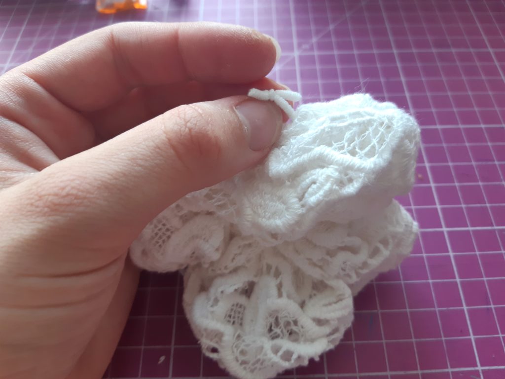 Jak uszyć gumkę frotkę / scrunchie? Prosty tutorial. 20200912 152039 1024x768 Jak uszyć gumkę frotkę / scrunchie? Prosty tutorial.