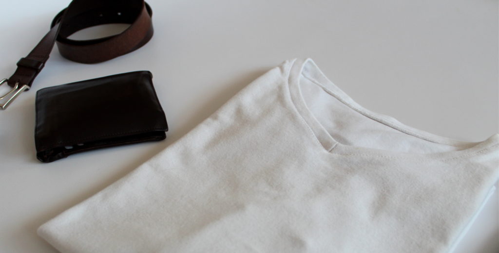 Jak uszyć klasyczny dekolt typu V neck? Czyli moje męskie szycie i realizacja na T shirtach IMG 9545 1024x521 Jak uszyć klasyczny dekolt typu V neck? Czyli moje męskie szycie i realizacja na T shirtach