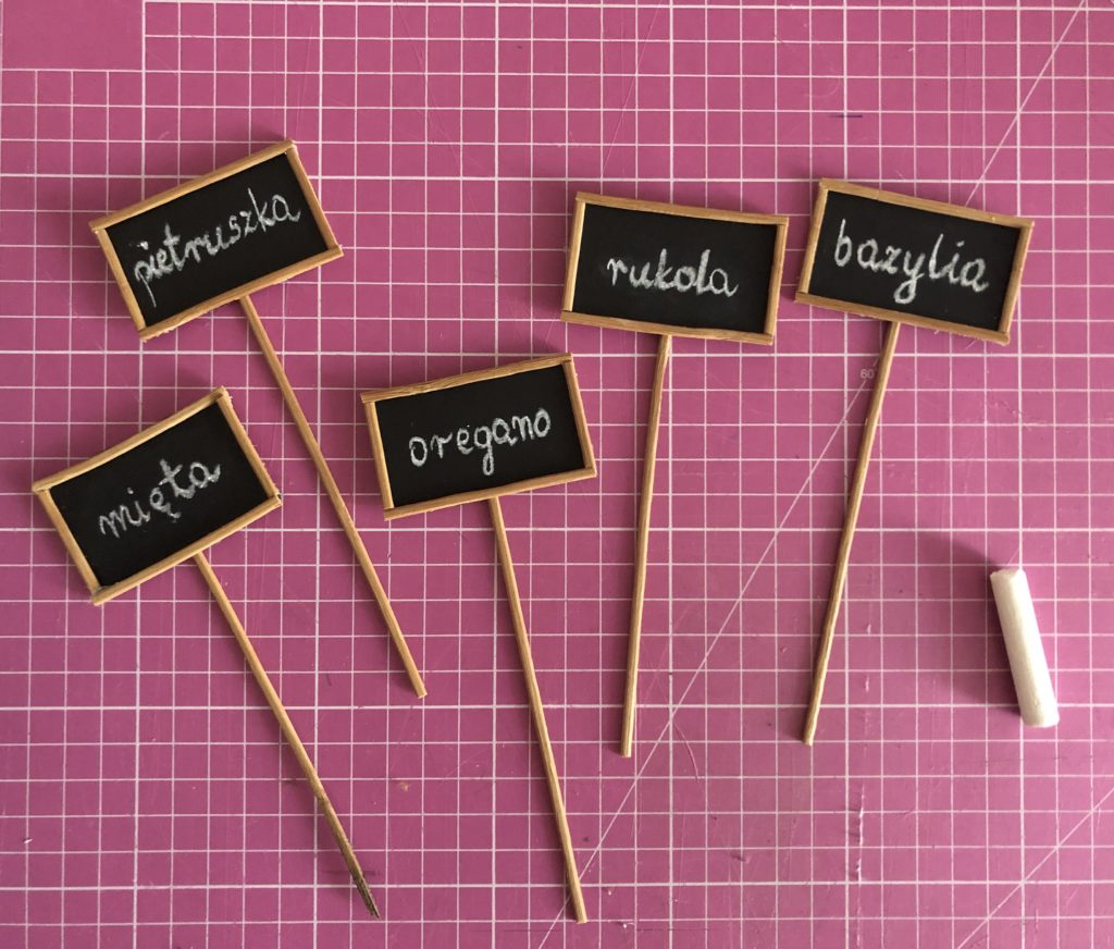 Sposób na proste DIY czyli moja organizacja ziół i przypraw. Wersja z instrukcją IMG 3659 1024x872 Sposób na proste DIY czyli moja organizacja ziół i przypraw. Wersja z instrukcją