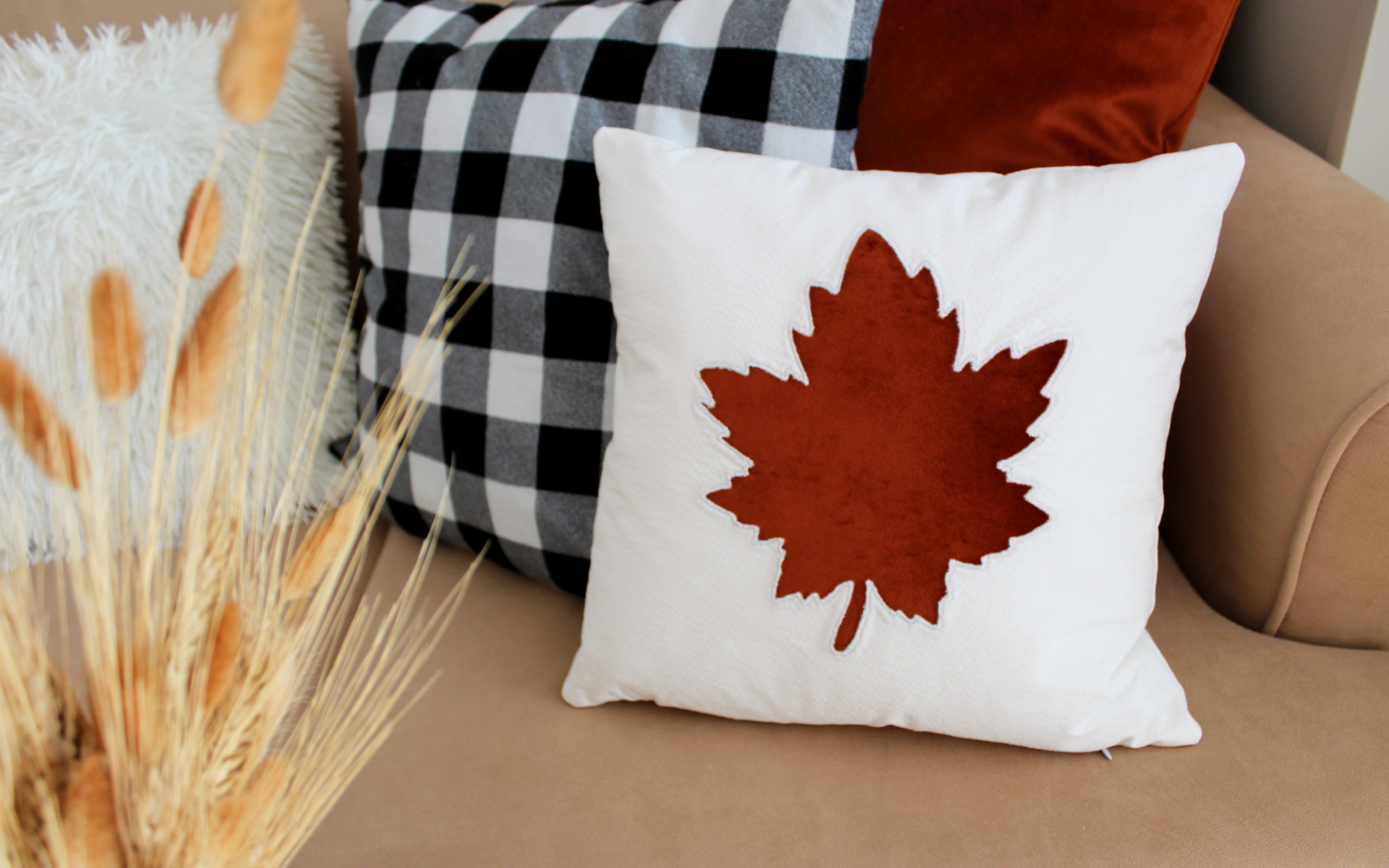 IMG 5287 1 edited scaled Pomysł na jesienny home decor DIY oraz mały dodatek   szycie zza kulis 🍁