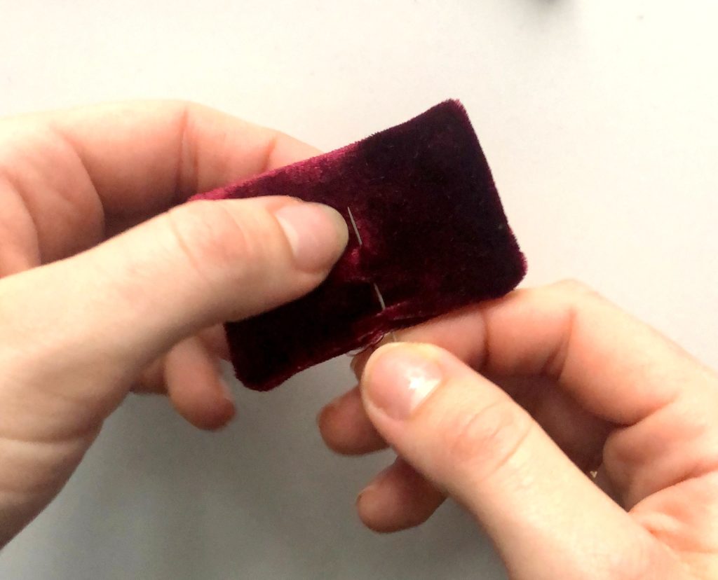 IMG 6464 1 1024x828 Gumki do włosów z kokardkami   jak uszyć? Proste DIY – tutorial