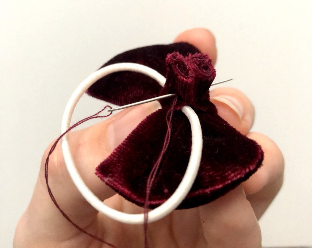 IMG 6562 1 1024x813 Gumki do włosów z kokardkami   jak uszyć? Proste DIY – tutorial